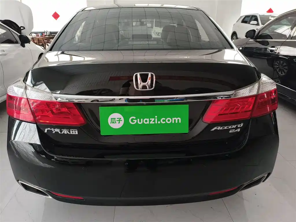 Honda Accord 2016 — фото 6