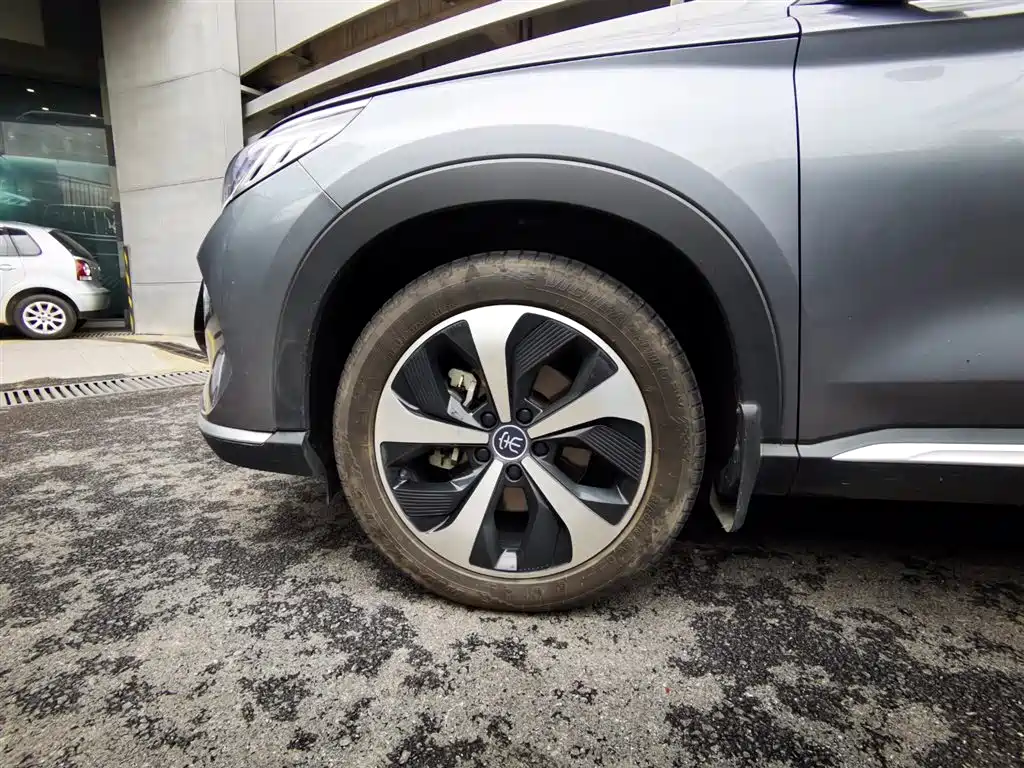 BYD PLUS New Energy 2023 — фото 10