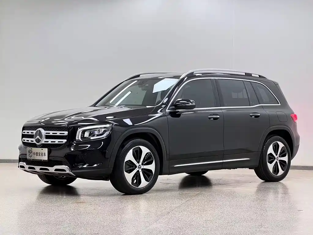 Mercedes-Benz GLB 2023