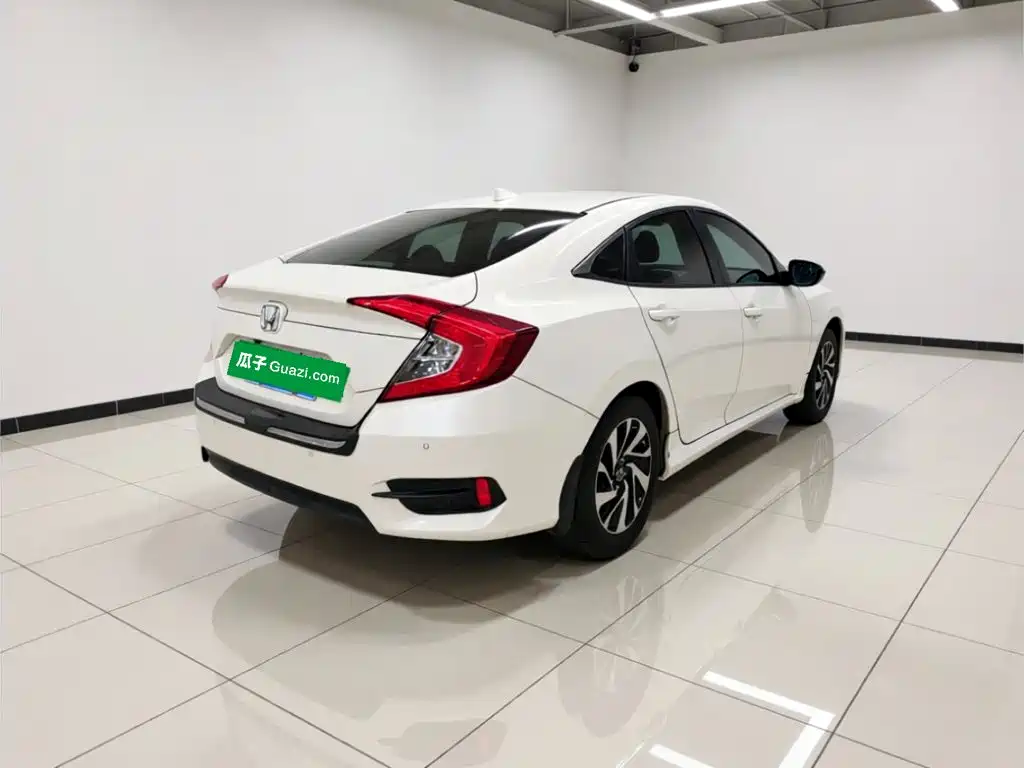 Honda Civic 2016 — фото 6