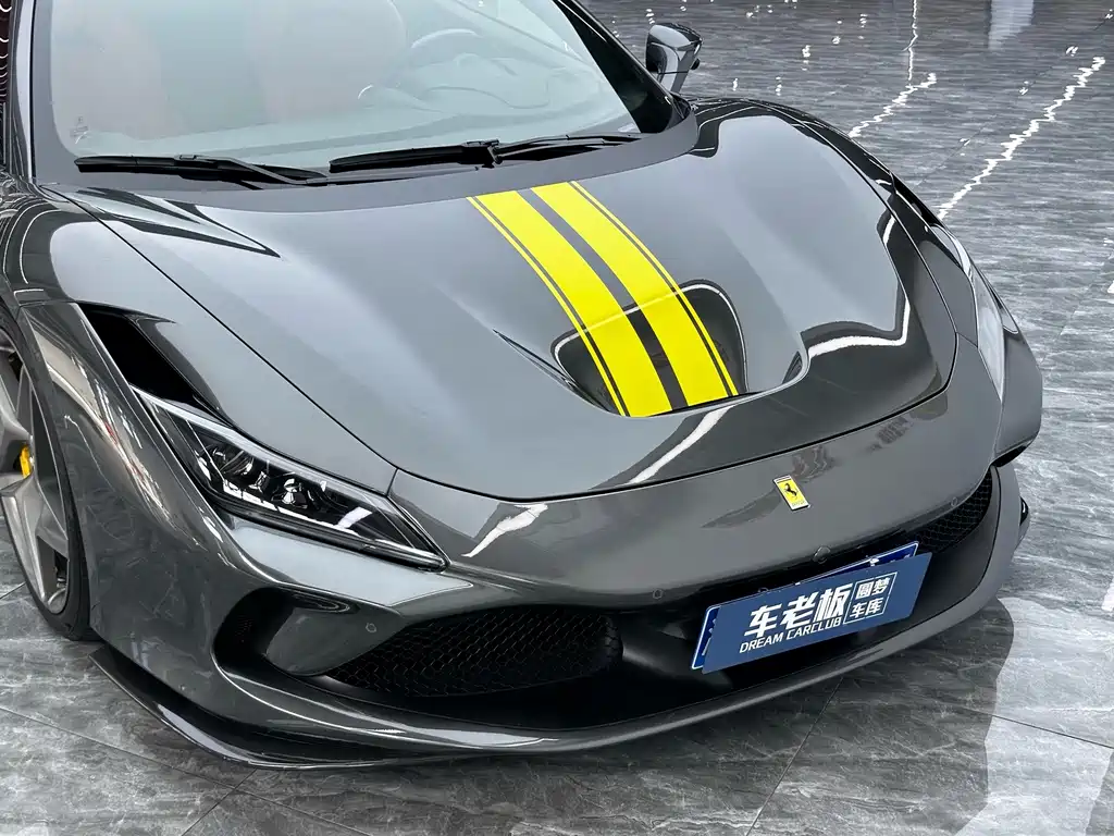 Ferrari F8 2022 — фото 10