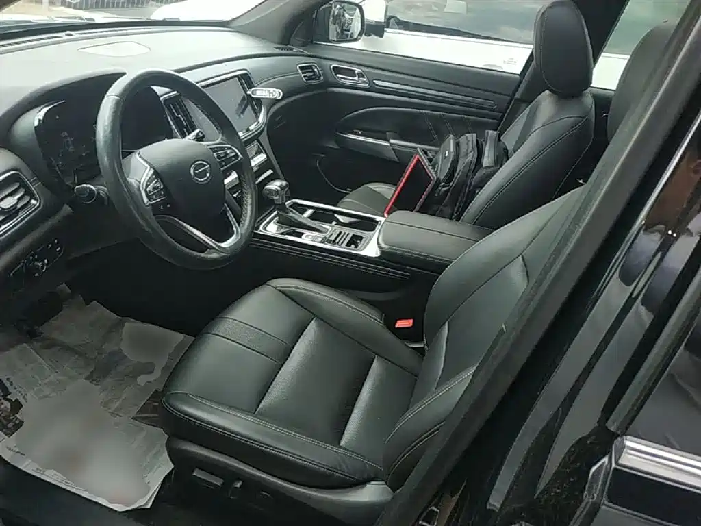 GAC Motor Trumpchi GS8 2021 — фото 15