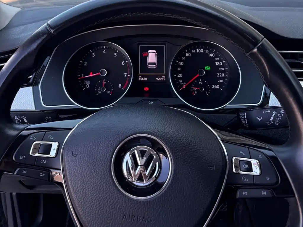 Volkswagen Viloran 2017 — фото 12