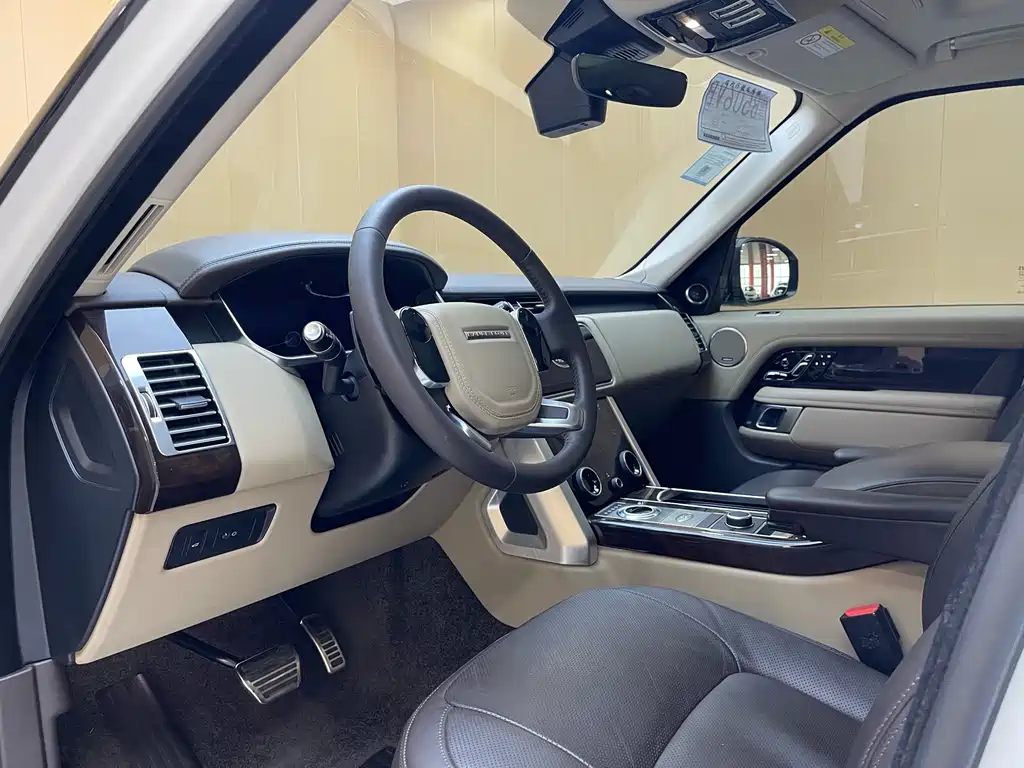 Land Rover Range Rover 2022 — фото 10