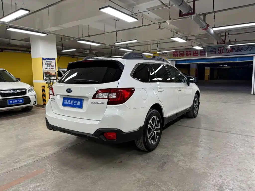 Subaru Outback 2021 — фото 8