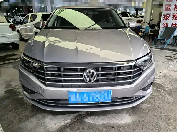 Volkswagen Sagitar 2022