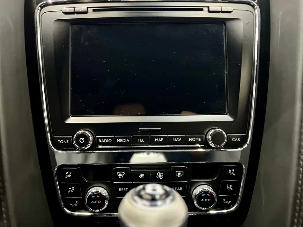 Bentley Flying Spur 2014 — фото 24