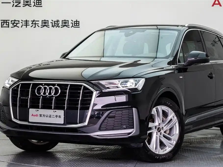 Audi Q7 2023 — фото 21