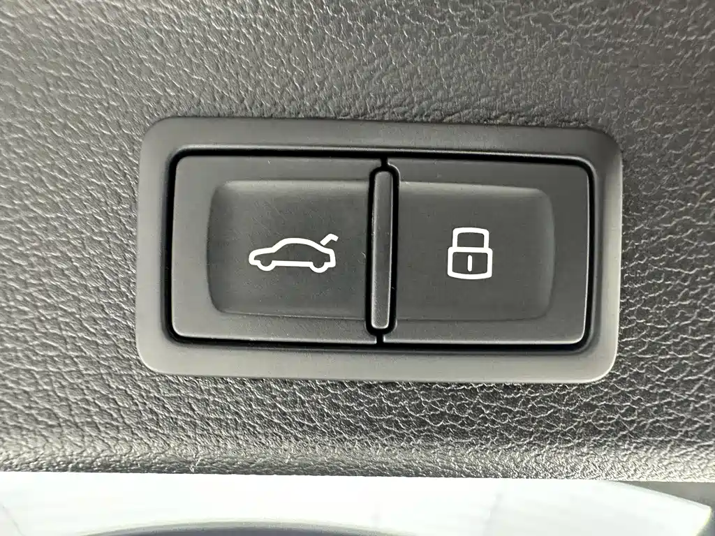 Audi Q3 2022 — фото 17