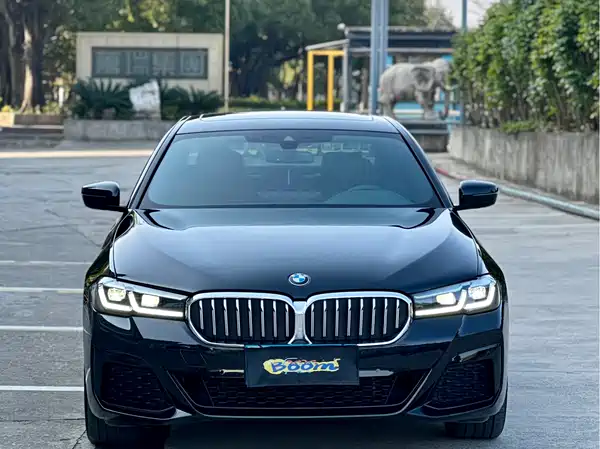 BMW 5 Series 2023