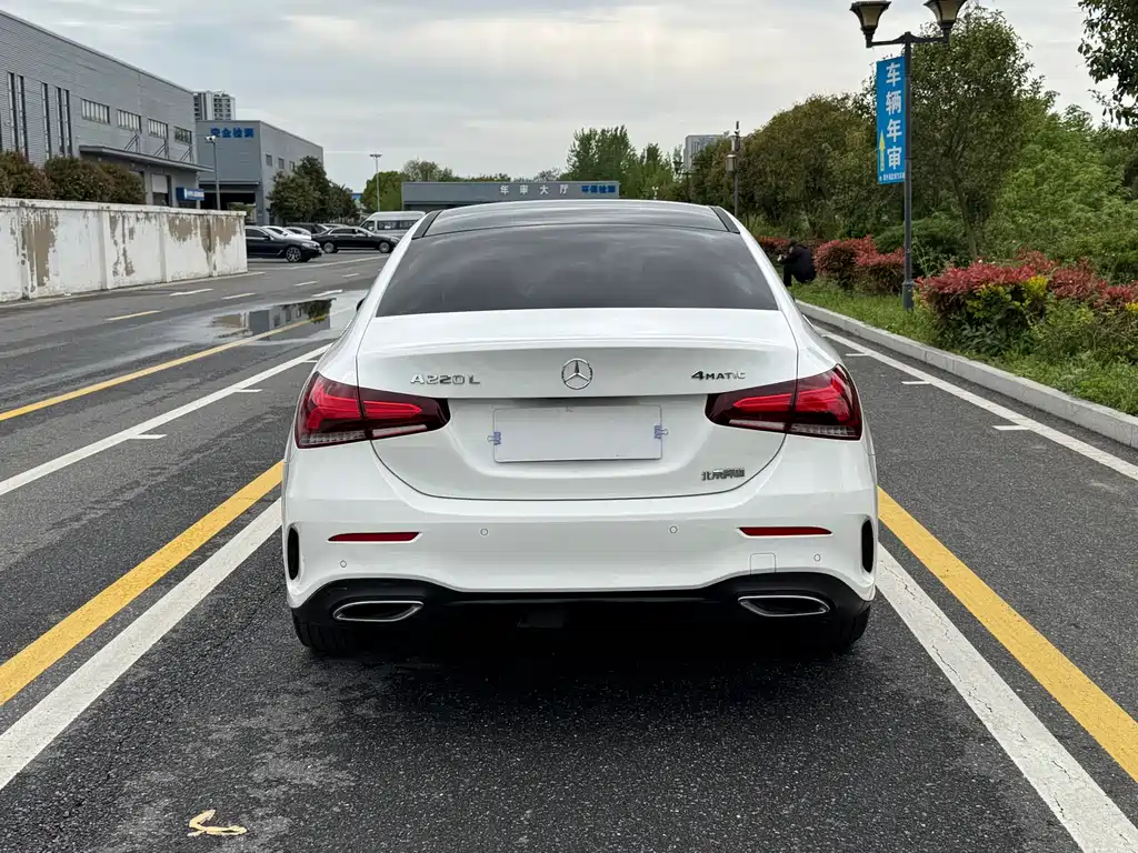 Mercedes-Benz A-Class 2020 — фото 16