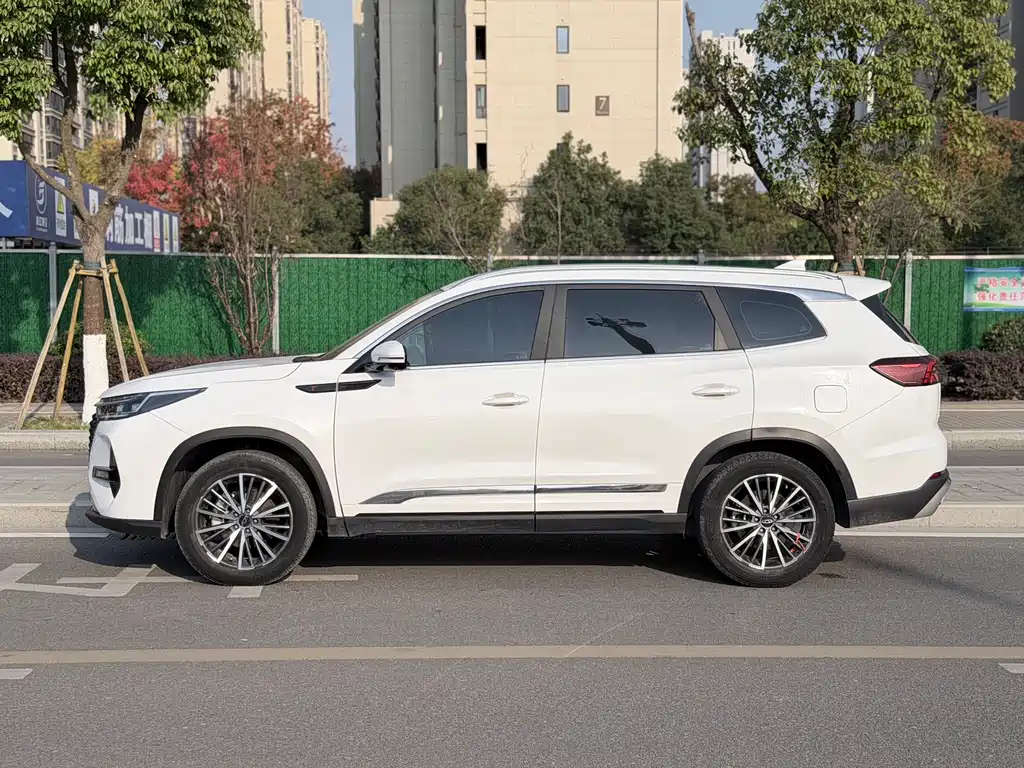 Chery Tiggo 8 PRO 2023 — фото 4