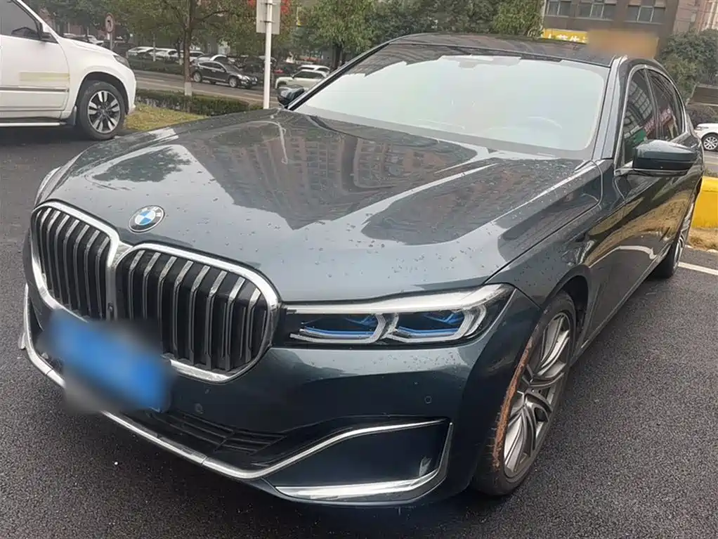 BMW 7 Series 2021 — фото 2