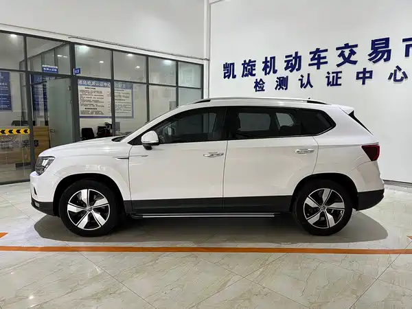 Volkswagen Tharu 2022