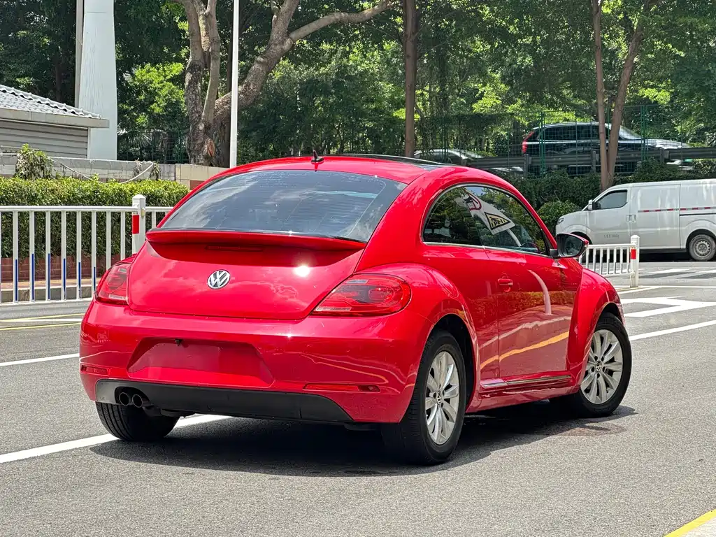 Volkswagen Beetle 2013