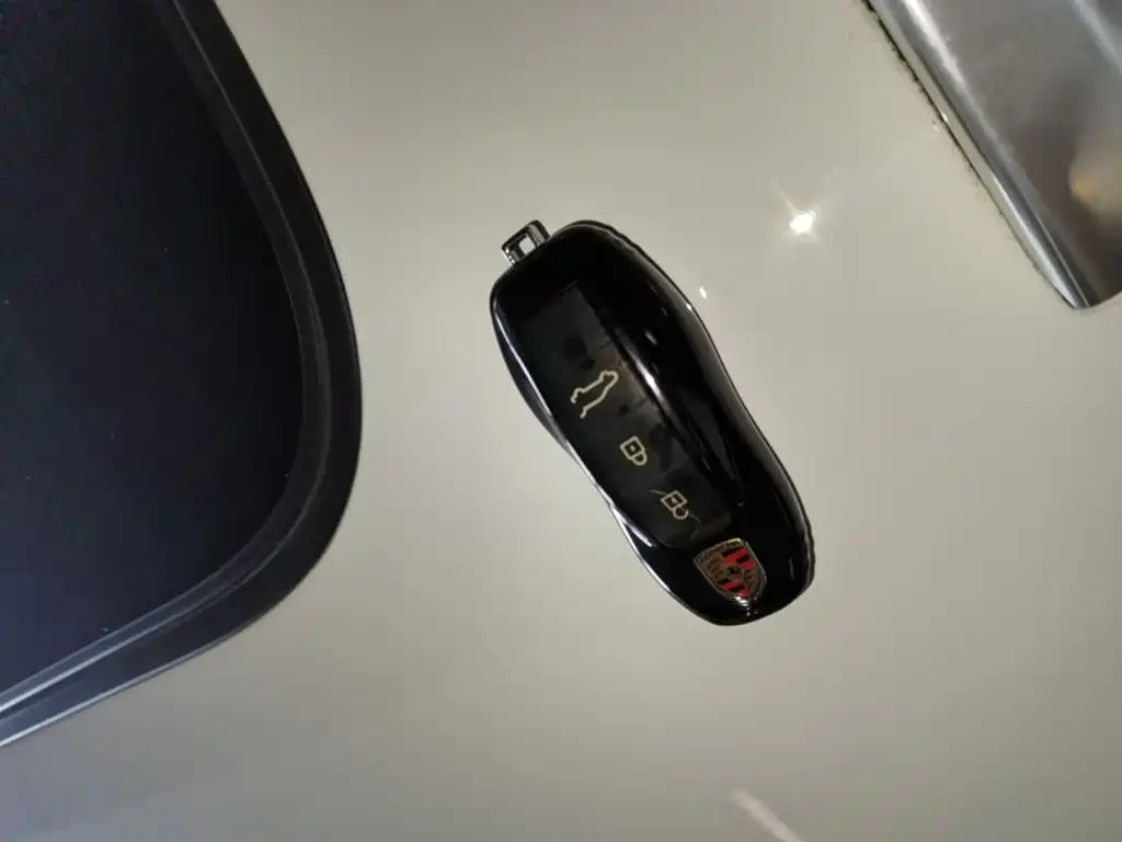 Porsche Macan 2020 — фото 9