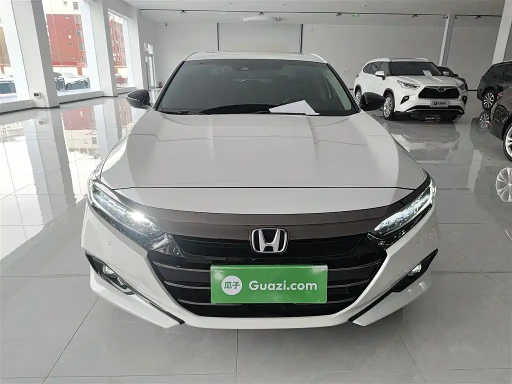 Honda Accord 2022 — фото 3