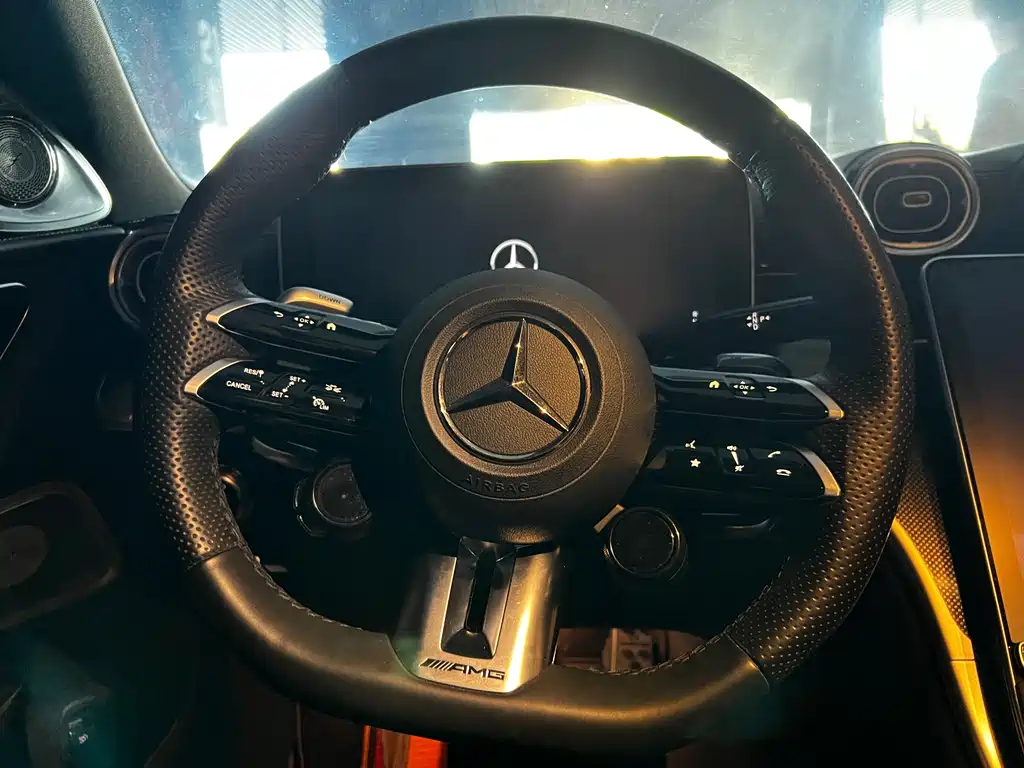 Mercedes-Benz C-Class 2023 — фото 8