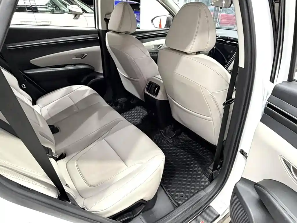 Hyundai Tucson 2021 — фото 14