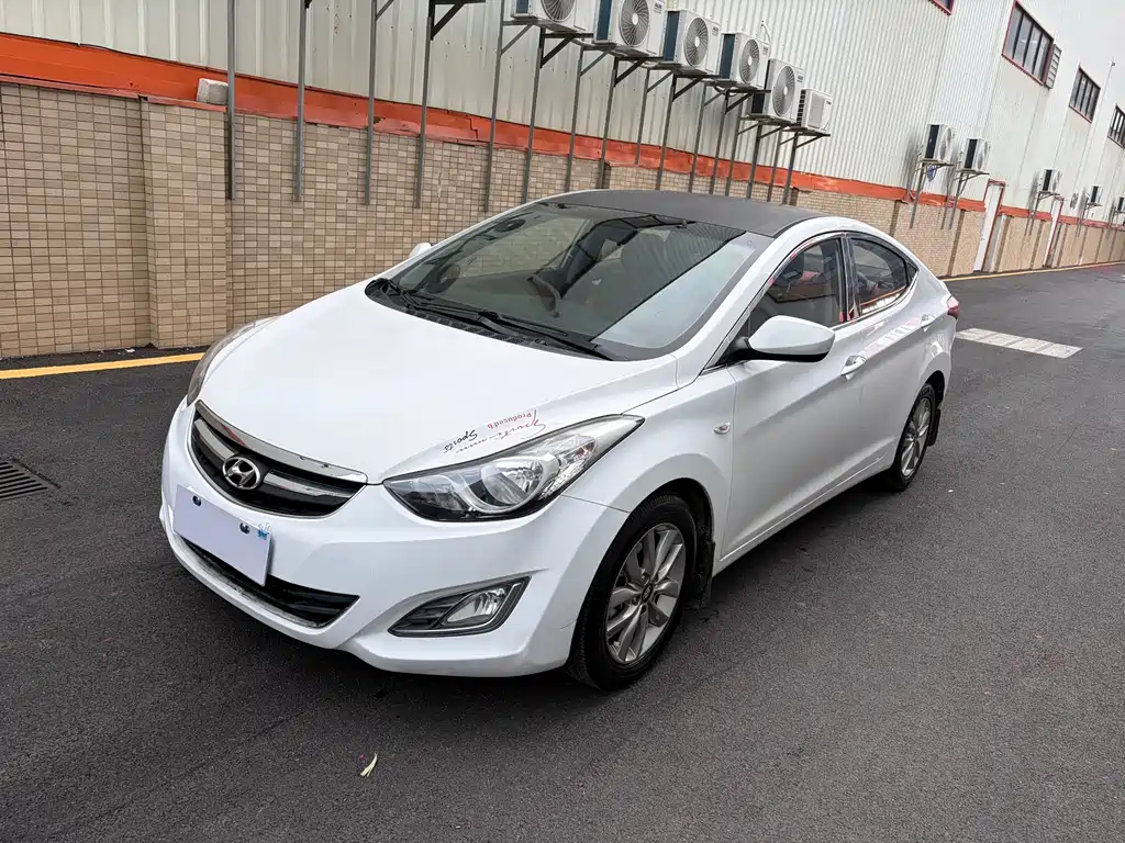 Hyundai Elantra Langdong 2015 — фото 1