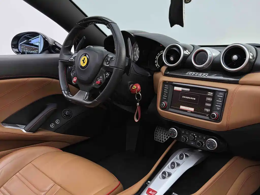 Ferrari California T 2016 — фото 21