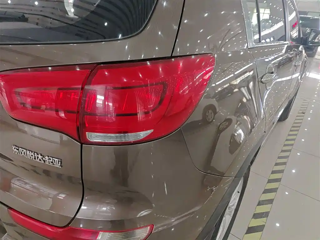 Kia Sportage 2015 — фото 8
