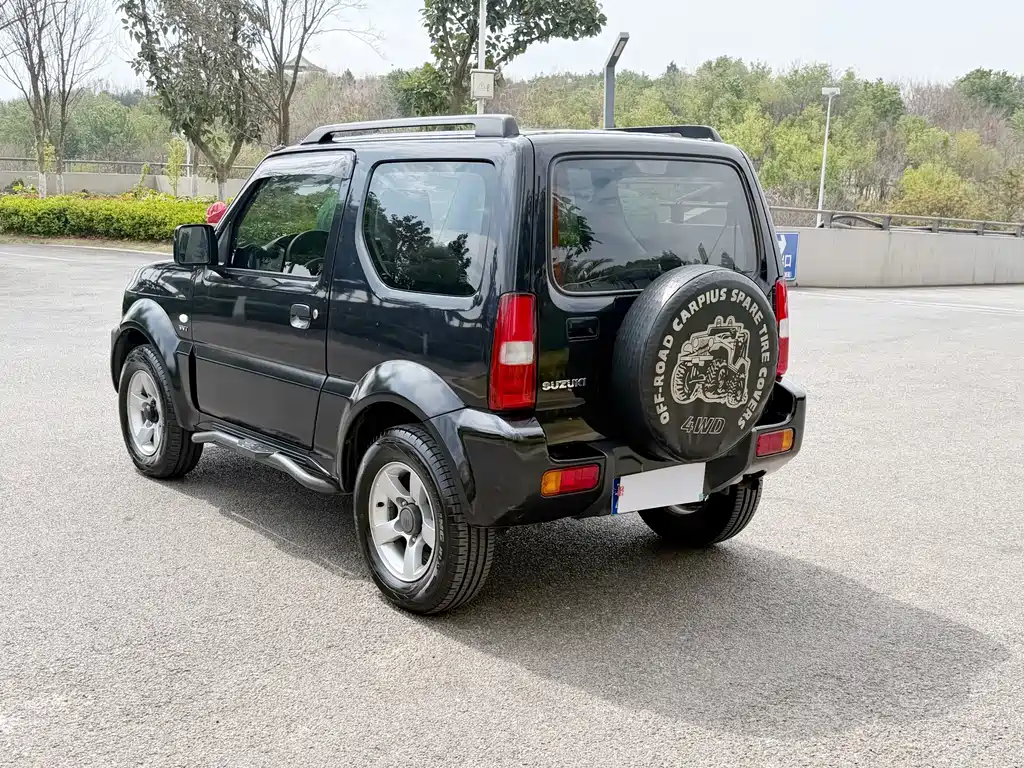 Suzuki Jimny 2014 — фото 14