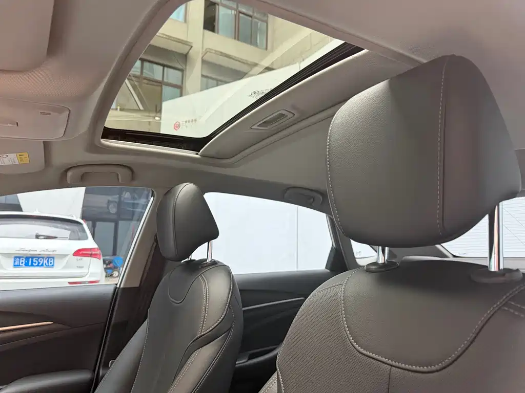Buick Excelle 2022 — фото 12