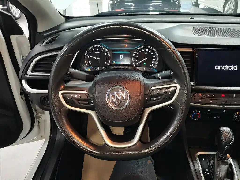 Buick Excelle 2021 — фото 11