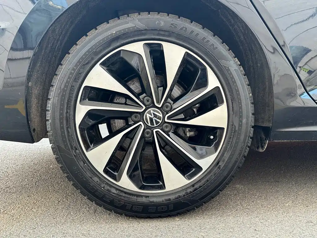 Volkswagen Passat 2022 — фото 22