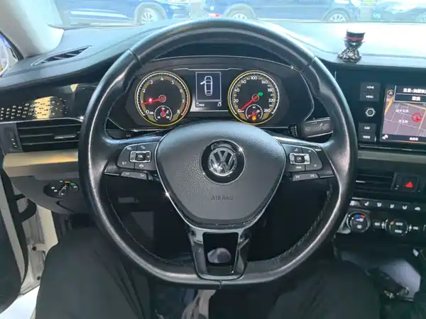 Volkswagen Passat 2019