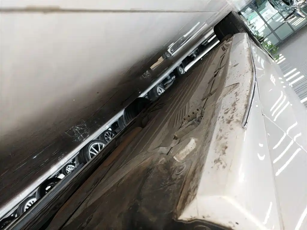 Mercedes-Benz C-Class 2023 — фото 19
