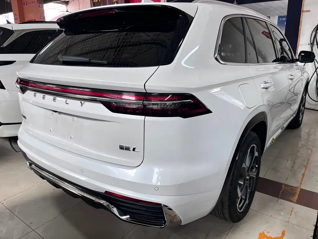 Geely Xingyue L 2021 — фото 16