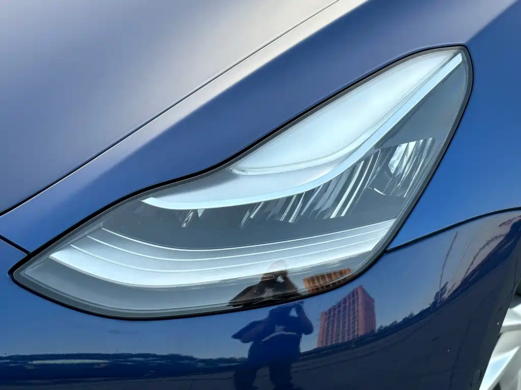 Tesla Model 3 2019 — фото 10