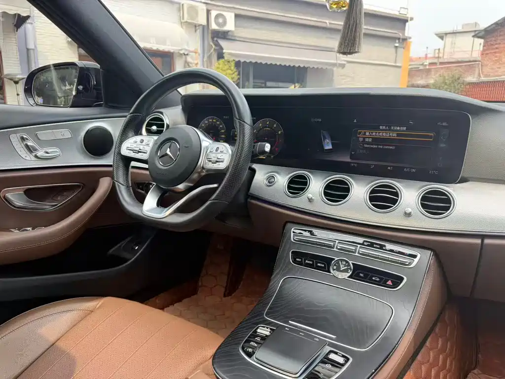 Mercedes-Benz E-Class 2020 — фото 11