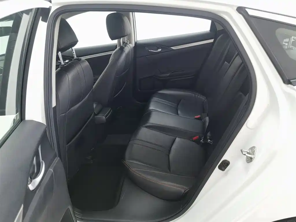 Honda Civic 2019 — фото 15
