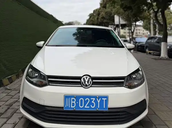 Volkswagen Polo 2016