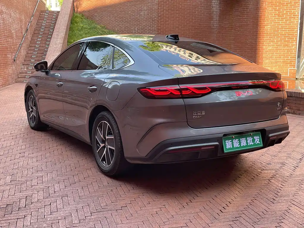 BYD Qin L 2025 — фото 8