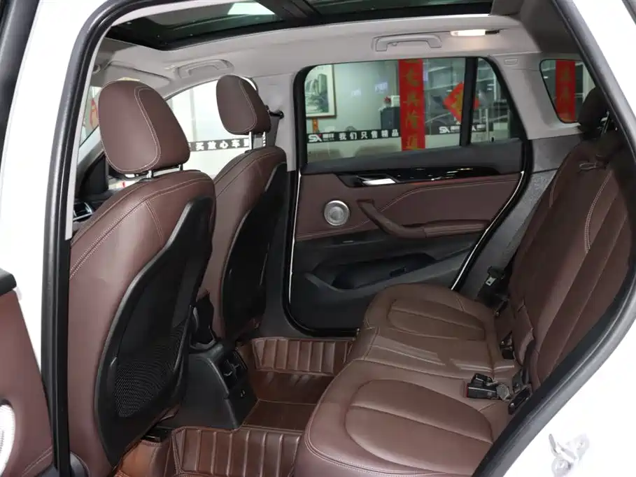 BMW X1 2021 — фото 11