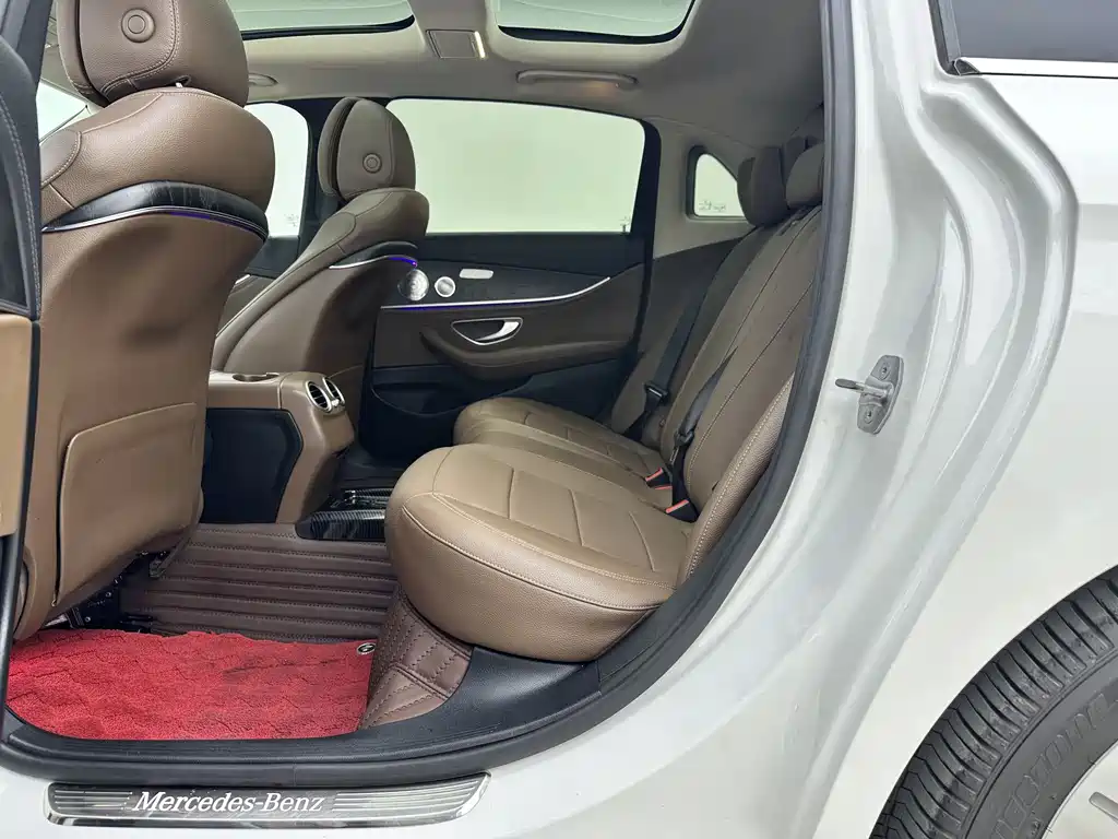 Mercedes-Benz E-Class 2020 — фото 4