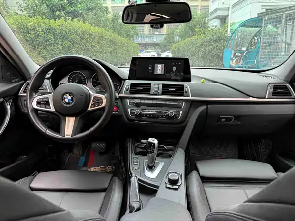 BMW 3 Series 2018