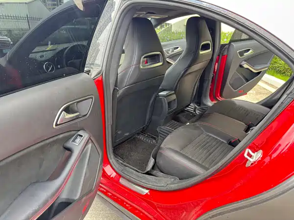 Mercedes-Benz CLA 2017