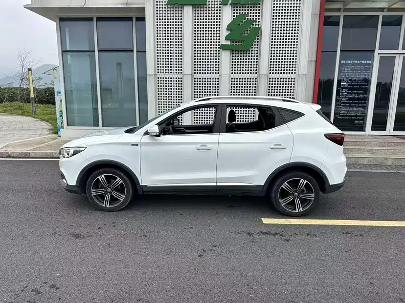 MG ZS 2019