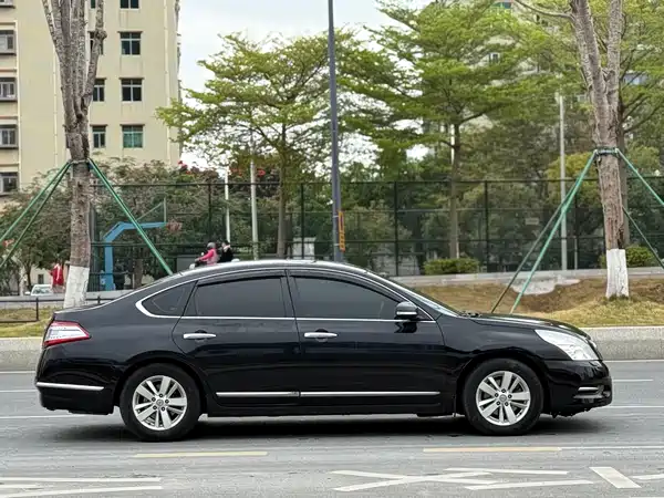 Nissan Teana 2011