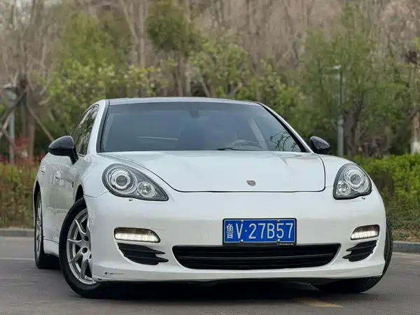 Porsche Panamera 2011