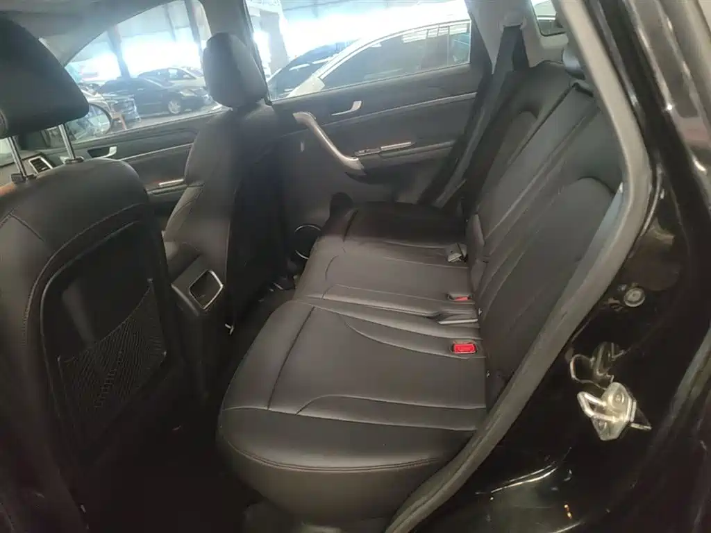 Haval H6 2015 — фото 13