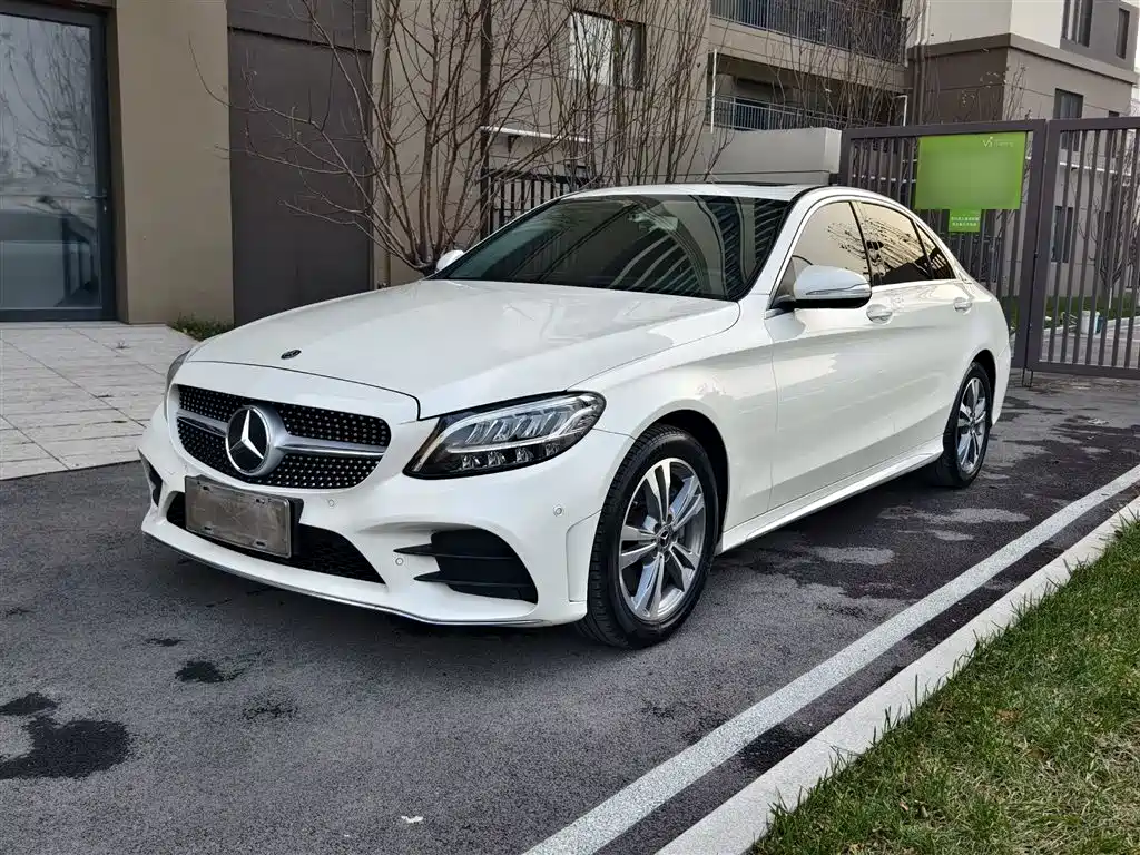 Mercedes-Benz C-Class 2020 — фото 1