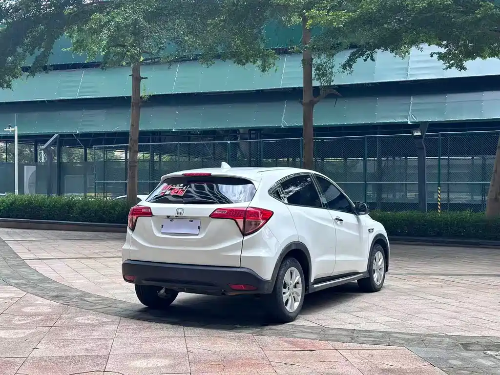 Honda Vezel 2017 — фото 10
