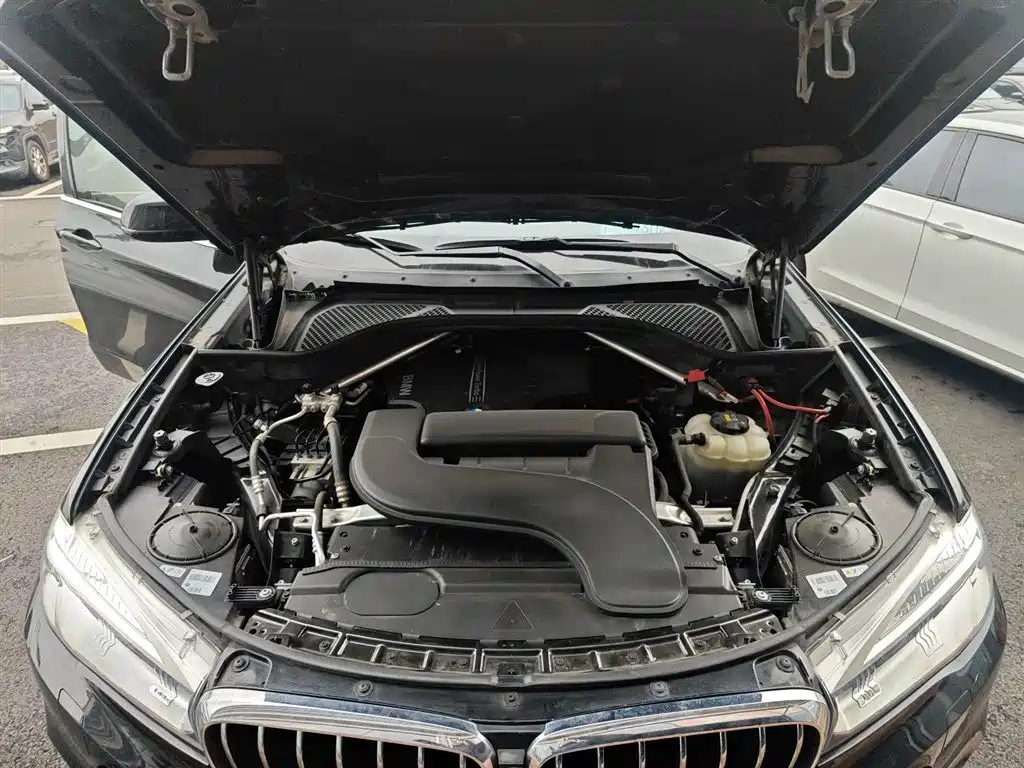BMW X5 2018 — фото 20