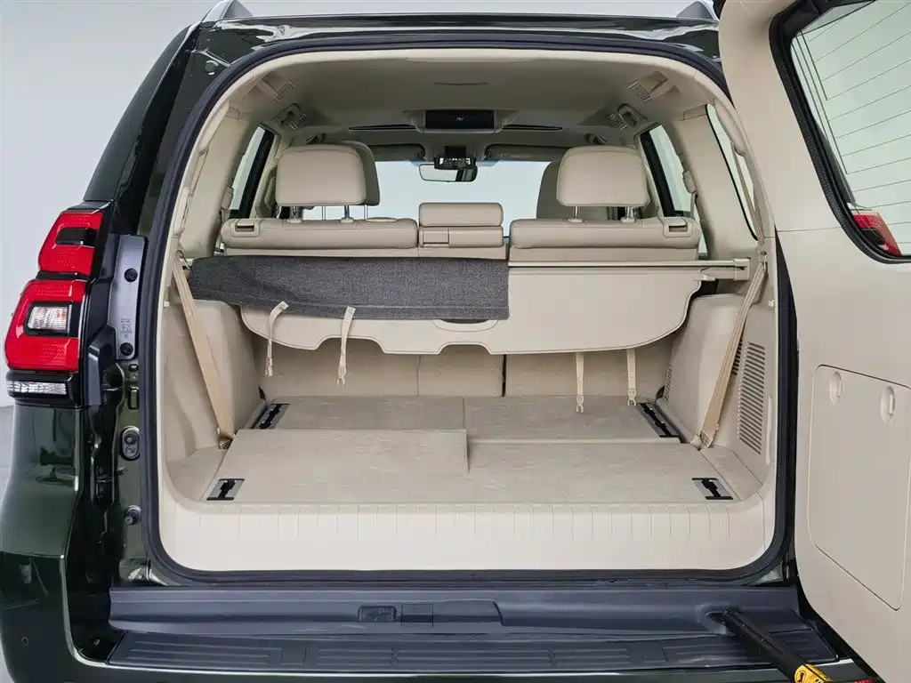 Toyota Prado 2018 — фото 16